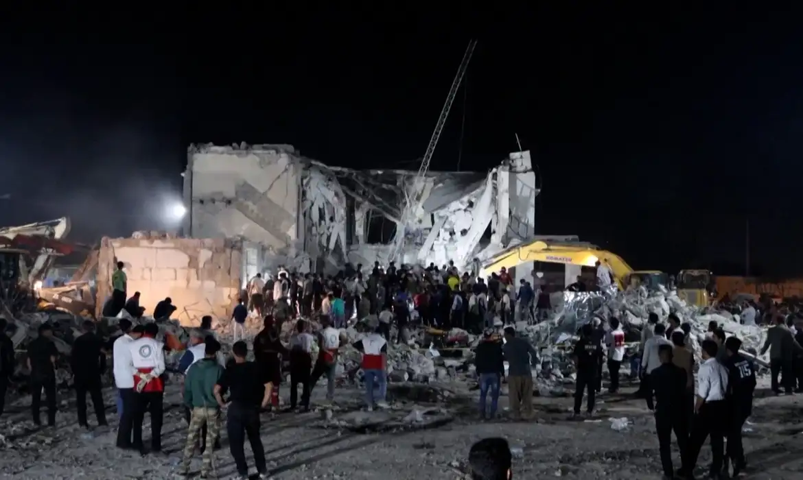 OAB Barro Preto - Irã eleva para 153 as estudantes mortas em ataque a escola