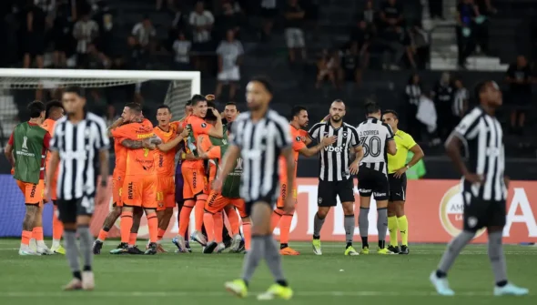 Botafogo cai para o Barcelona e fica fora da Libertadores