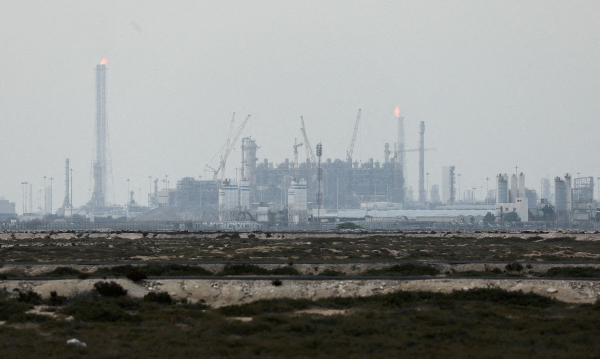 OAB Barro Preto - Mercado vive turbulência com infraestrutura petrolífera sob ataque