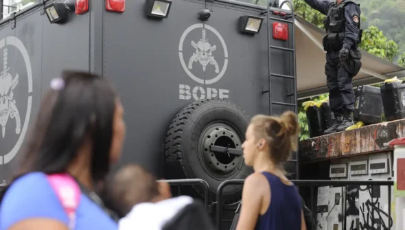 MPRJ pede imagens de câmeras dos PMs da Operação no Morro dos Prazeres