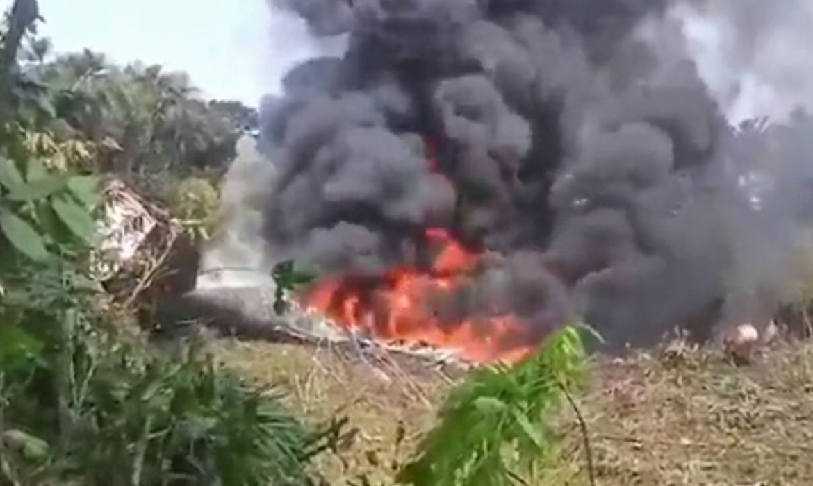 OAB Barro Preto - Chega a 66 número de mortos em queda de avião militar na Colômbia