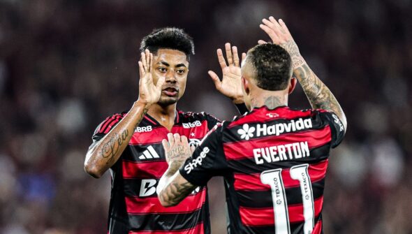 Rádio Nacional transmite nesta quarta jogo entre Flamengo e Cruzeiro