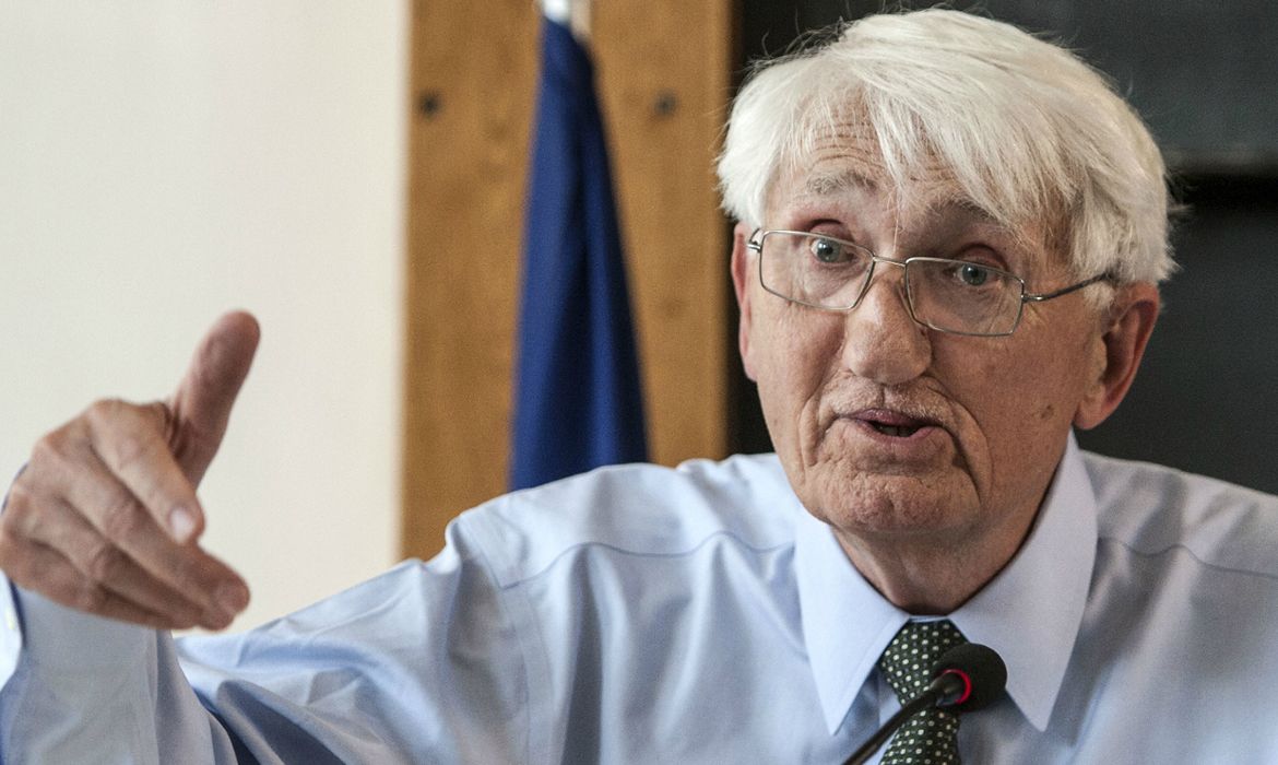OAB Barro Preto - Morre filósofo alemão Jürgen Habermas aos 96 anos