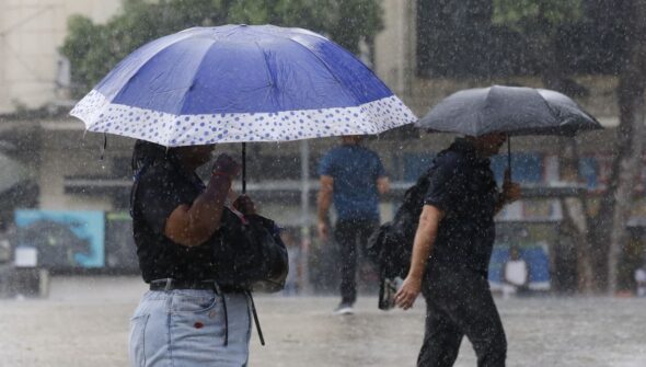 Semana começa com alerta laranja de chuvas intensas em 17 estados