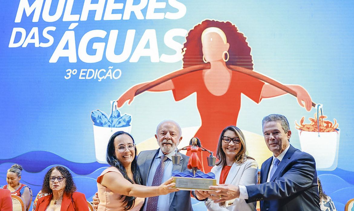 OAB Barro Preto - Jamais vamos acabar com o seguro-defeso, diz Lula a pescadoras