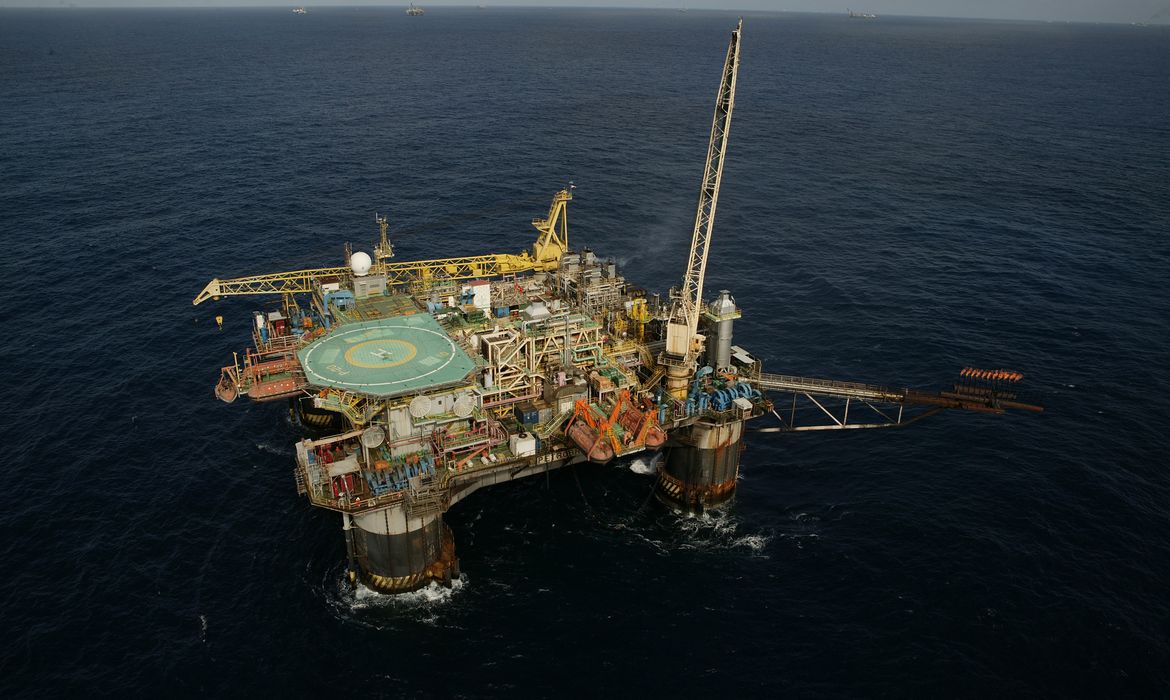 OAB Barro Preto - Petrobras retoma 100% da produção em duas áreas na Bacia de Campos