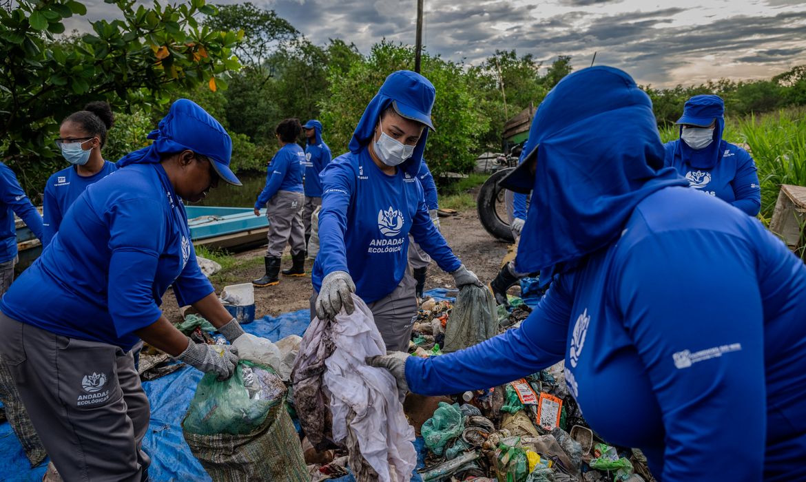 OAB Barro Preto - Comunidade transforma cenário ambiental da Baía de Guanabara