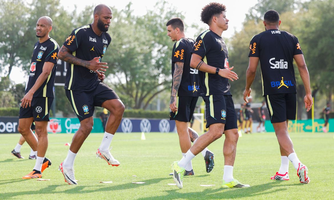 OAB Barro Preto - Carlo Ancelotti testa mudanças para enfrentar a Croácia