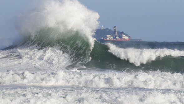 Bombeiros do RJ realizaram mais de 8 mil salvamentos no mar em 2026