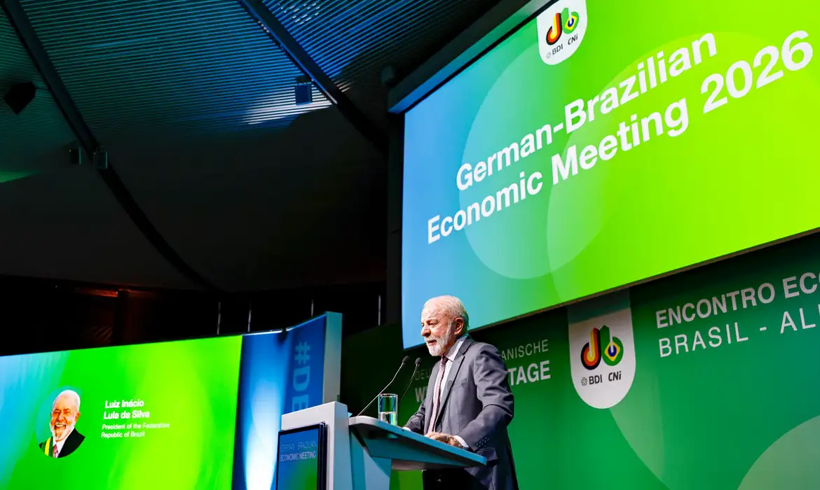 OAB Barro Preto - Lula fala em reciprocidade após expulsão de delegado dos EUA