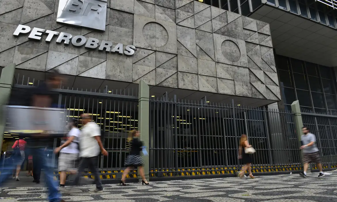 OAB Barro Preto - Petrobras destitui diretor de área que vendeu gás com 100% de ágio