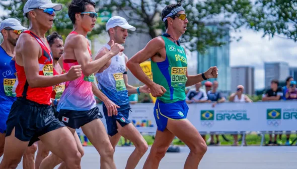 Caio Bonfim e equipe feminina conquistam bronze no Mundial de Marcha