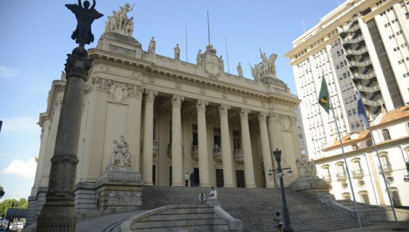 Justiça nega liminar para suspender eleição para presidência da Alerj