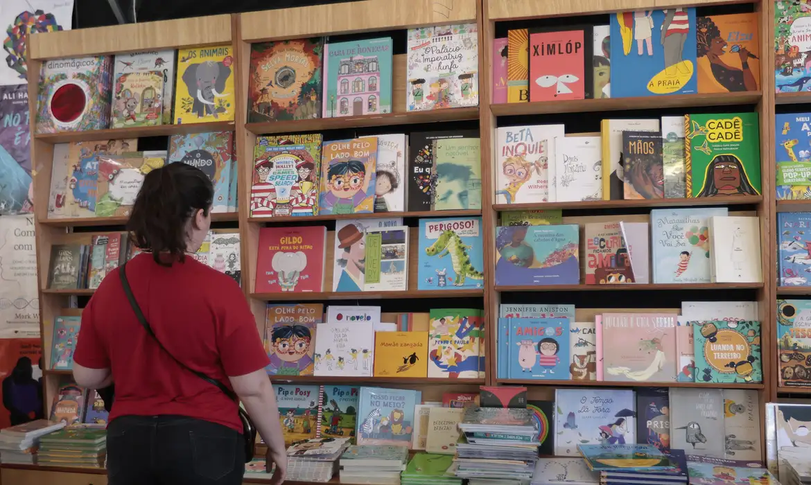 OAB Barro Preto - Começa a valer Plano Nacional do Livro e da Leitura 2026-2036
