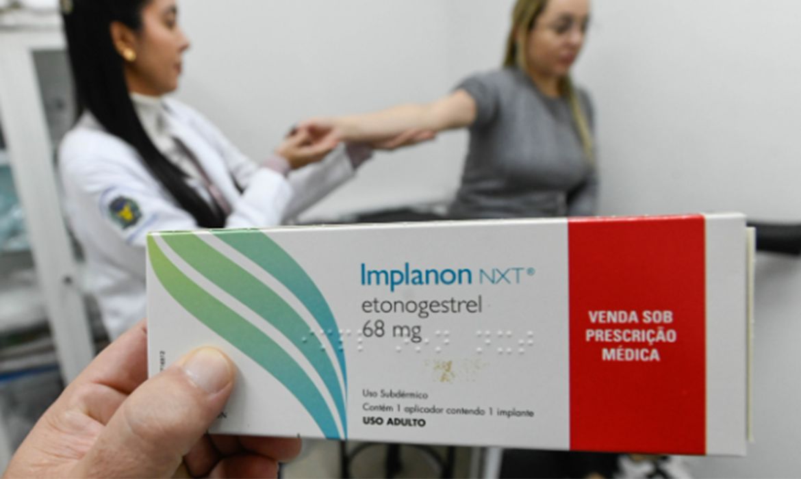 OAB Barro Preto - SUS qualifica profissionais para ampliar oferta de implantes hormonais