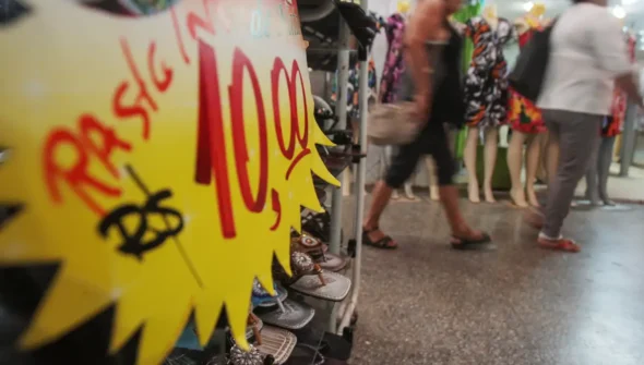 Mercado eleva previsão da inflação para 4,71% este ano