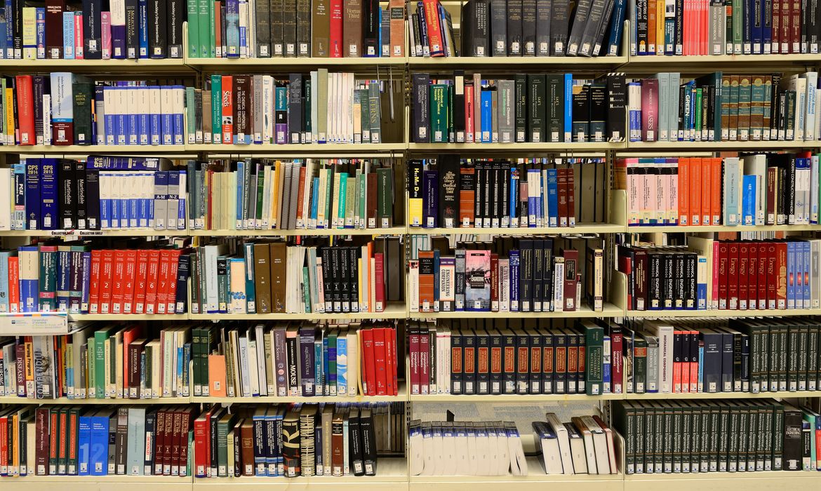 OAB Barro Preto - MEC disponibiliza aplicativo gratuito com oito mil livros