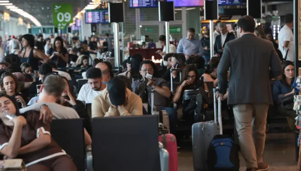 Após pane, Aeroporto de Congonhas vai operar até meia-noite