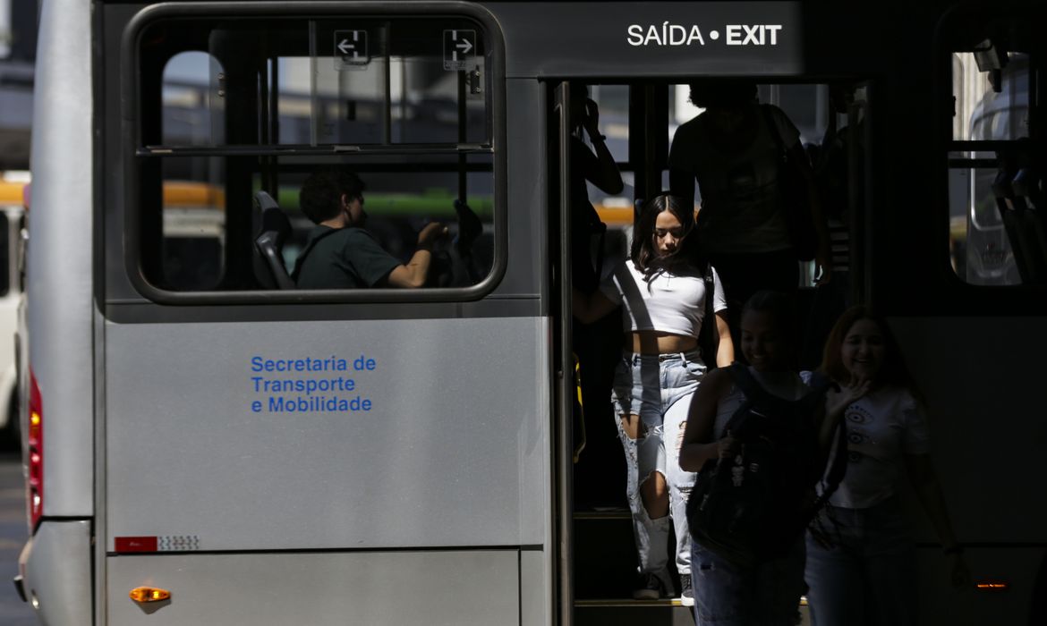OAB Barro Preto - Ônibus urbanos do Rio terão orientações de combate ao assédio