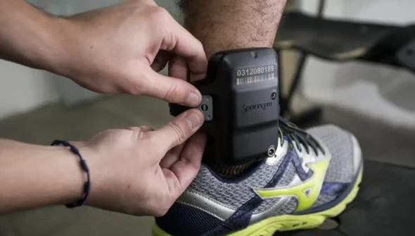 PM relata ao STF troca do carregador da tornozeleira de Bolsonaro