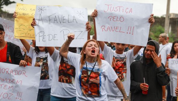 Nove em cada dez moradores de comunidade reprovam operações violentas