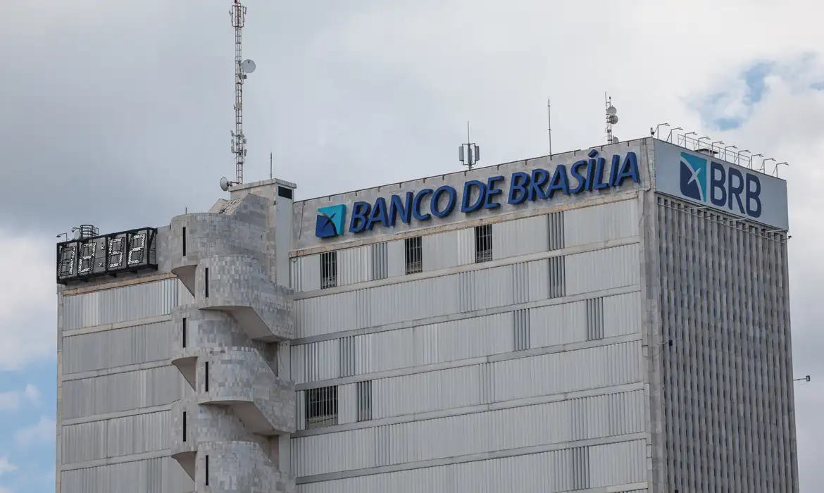 OAB Barro Preto - BRB adia divulgação de balanço após acordo de socorro com a União