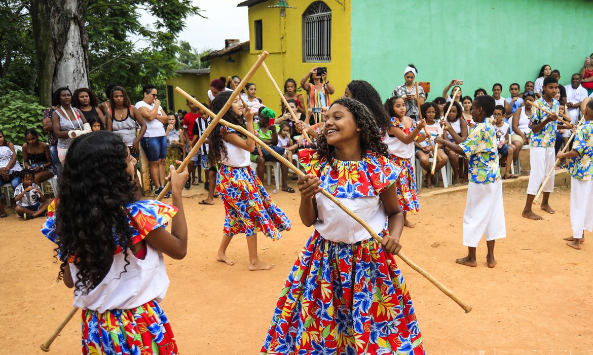OAB Barro Preto - Festival do Quilombo Urbano Mineiro Pau celebra Dia Mundial da África