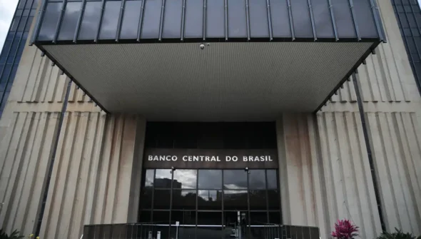Mercado projeta inflação de 4,92% em 2026