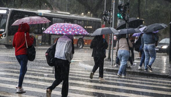 Norte e Sudeste devem começar semana com chuva forte, prevê Inmet