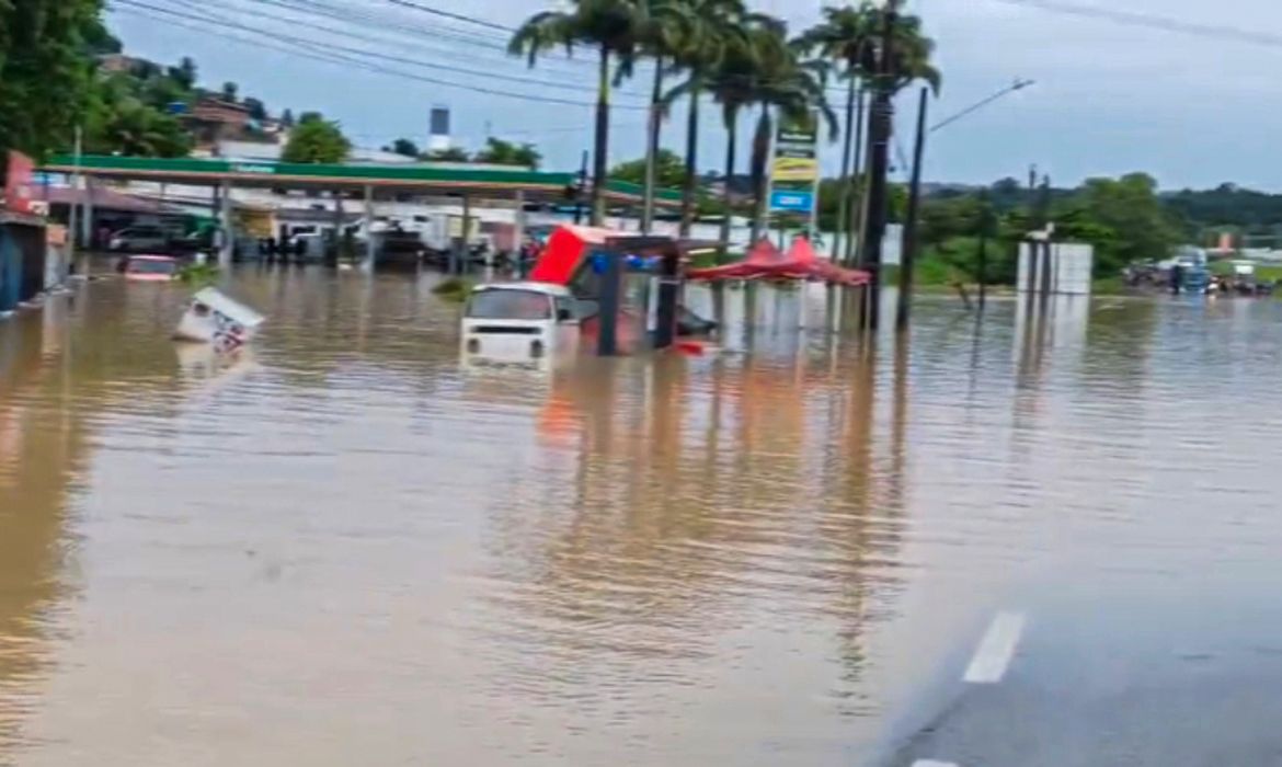 OAB Barro Preto - Chuvas: Governo envia Defesa Civil para Pernambuco e Paraíba
