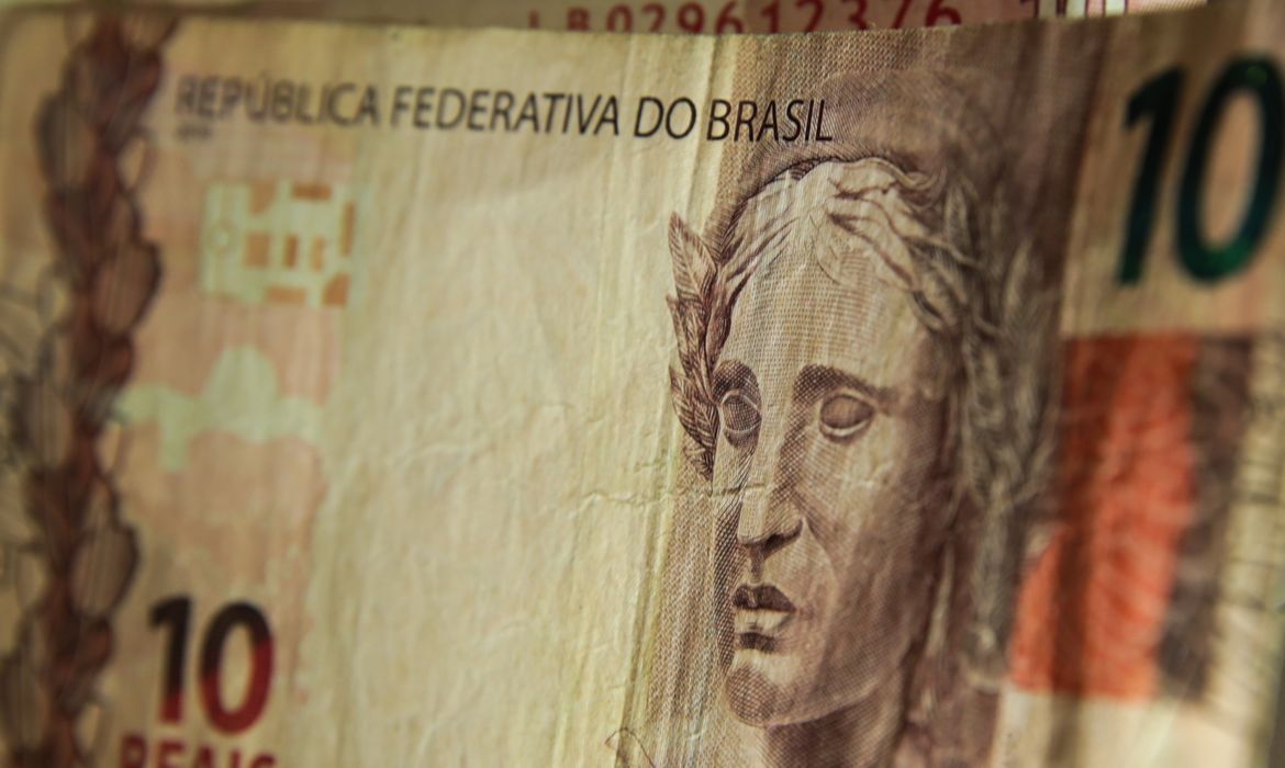 OAB Barro Preto - Governo de SP aplica multa recorde de R$ 1 bilhão contra Fast Shop