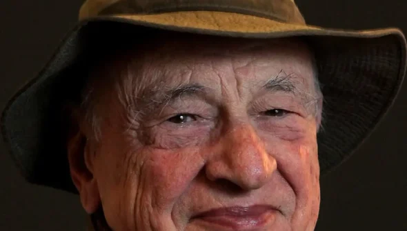 Edgar Morin, filósofo francês, morre aos 104 anos de idade