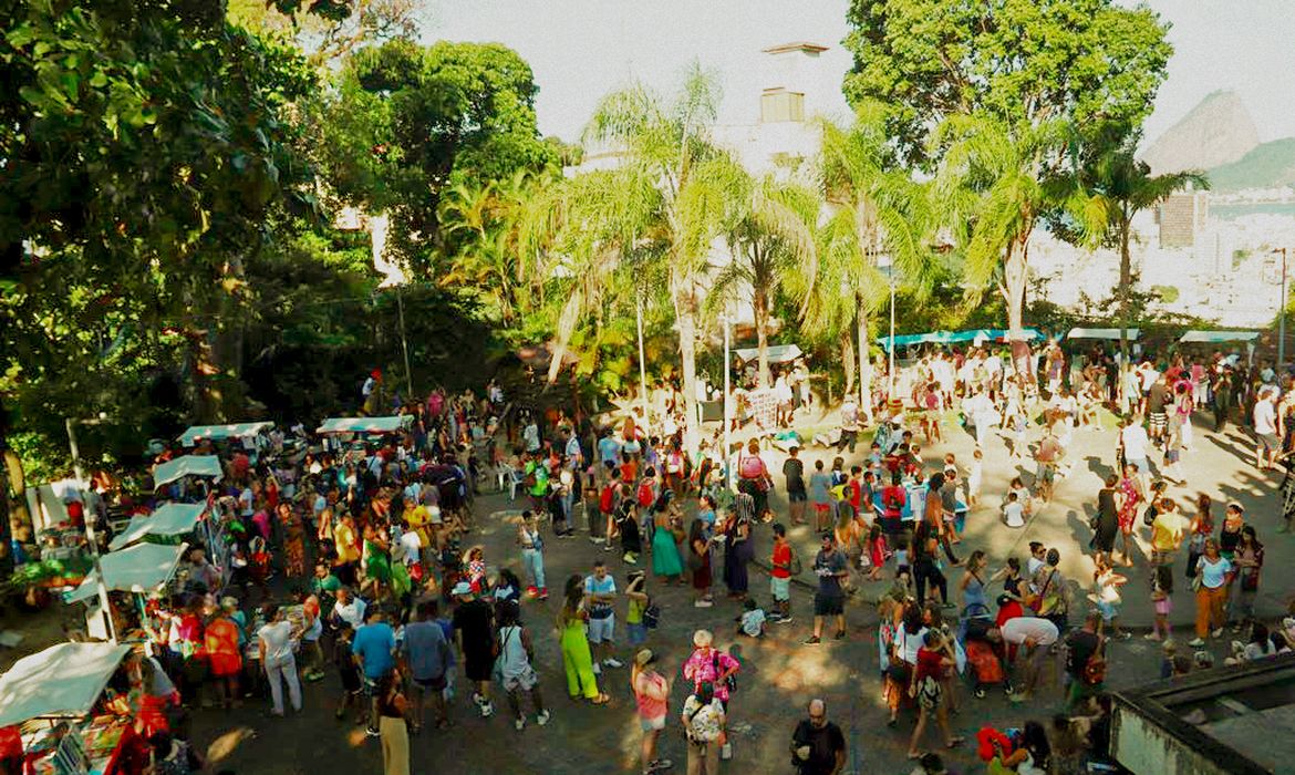 OAB Barro Preto - Festa literária de Santa Teresa reúne cultura, arte e literatura
