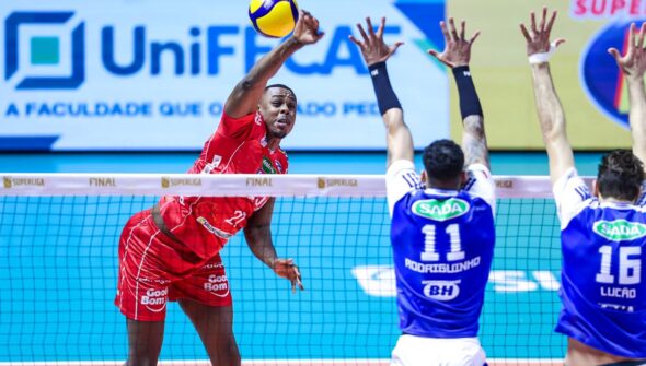 Sada Cruzeiro vence Vôlei Renata e é decacampeão da Superliga