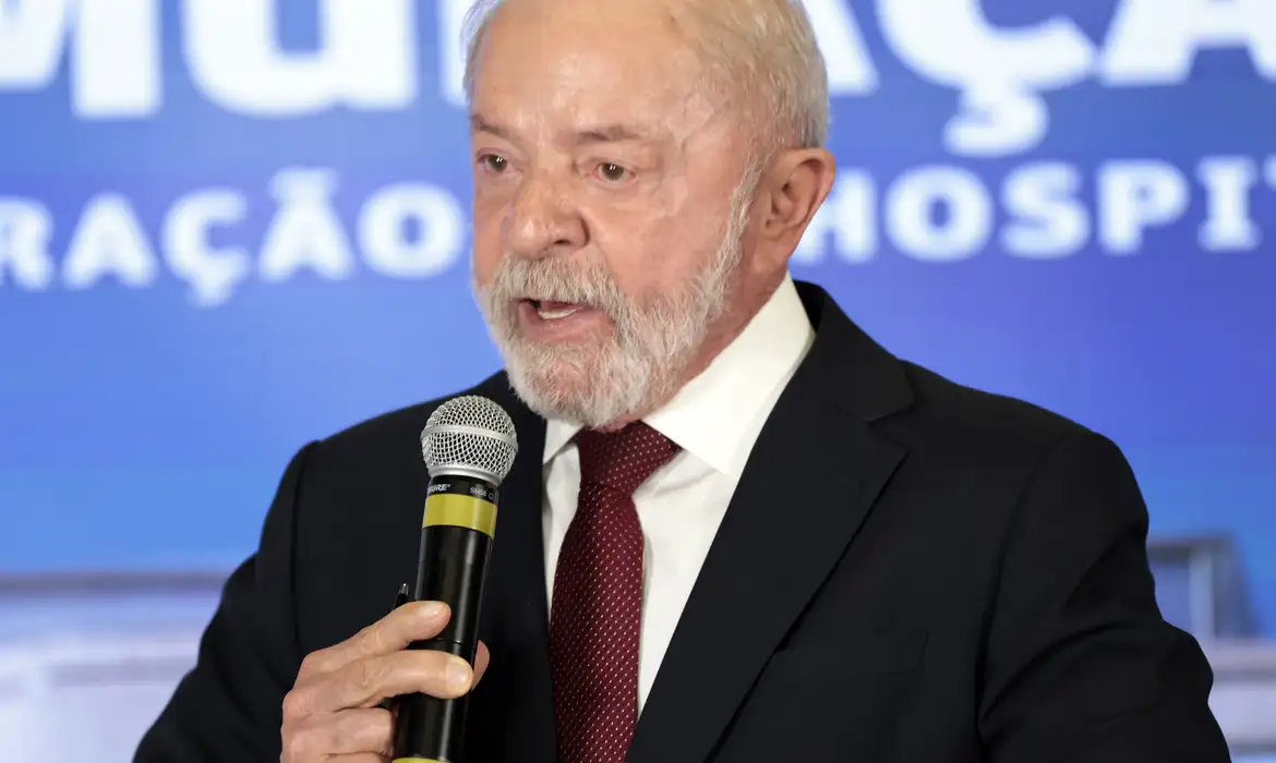 OAB Barro Preto - Lula inicia radioterapia após retirada de lesão no couro cabeludo