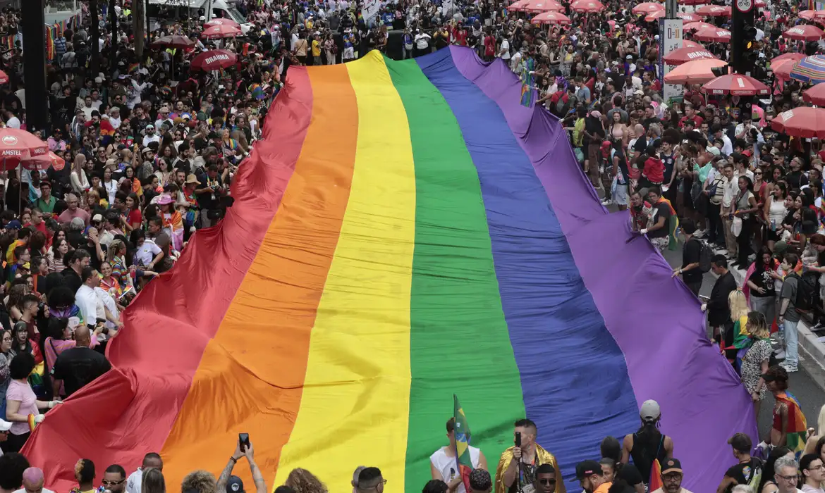 OAB Barro Preto - Parada LGBT+ de SP enfrenta desafios e sofre ameaça de deixar as ruas