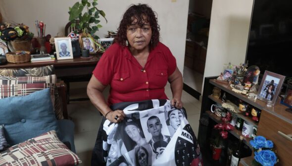 “Nossos filhos pagaram por guerra que não era deles”, diz Mãe de Maio