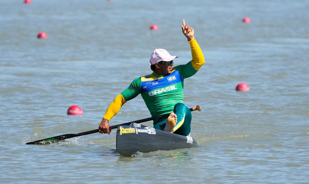 OAB Barro Preto - Isaquias Queiroz é prata na Copa do Mundo de Canoagem na Hungria