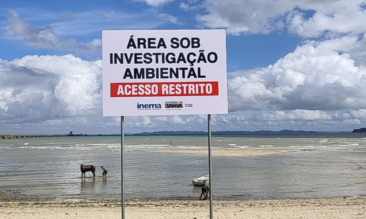 OAB Barro Preto - Comunidade na orla baiana sofre há 100 dias com contaminação da praia