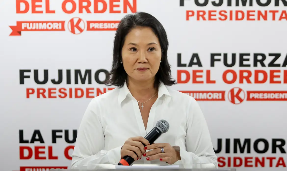 OAB Barro Preto - Após longa apuração, Keiko Fujimori é eleita presidente no Peru