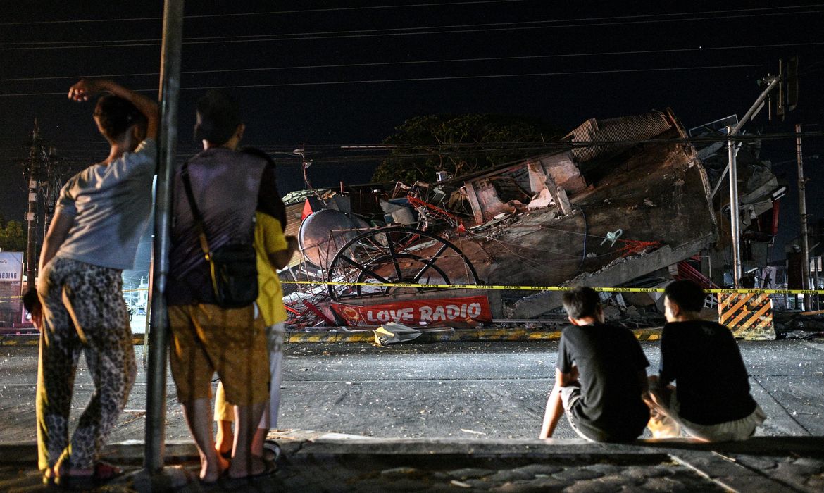 OAB Barro Preto - Terremoto de magnitude 7,8 atinge sul das Filipinas