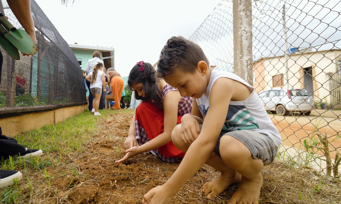 OAB Barro Preto - Natureza e saberes tradicionais guiam projeto premiado em escola rural