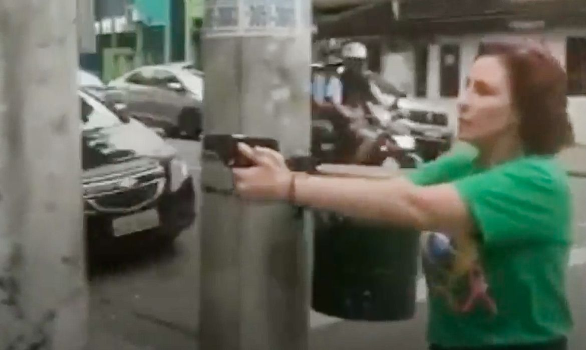OAB Barro Preto - Justiça manda prender jornalista perseguido por Carla Zambelli