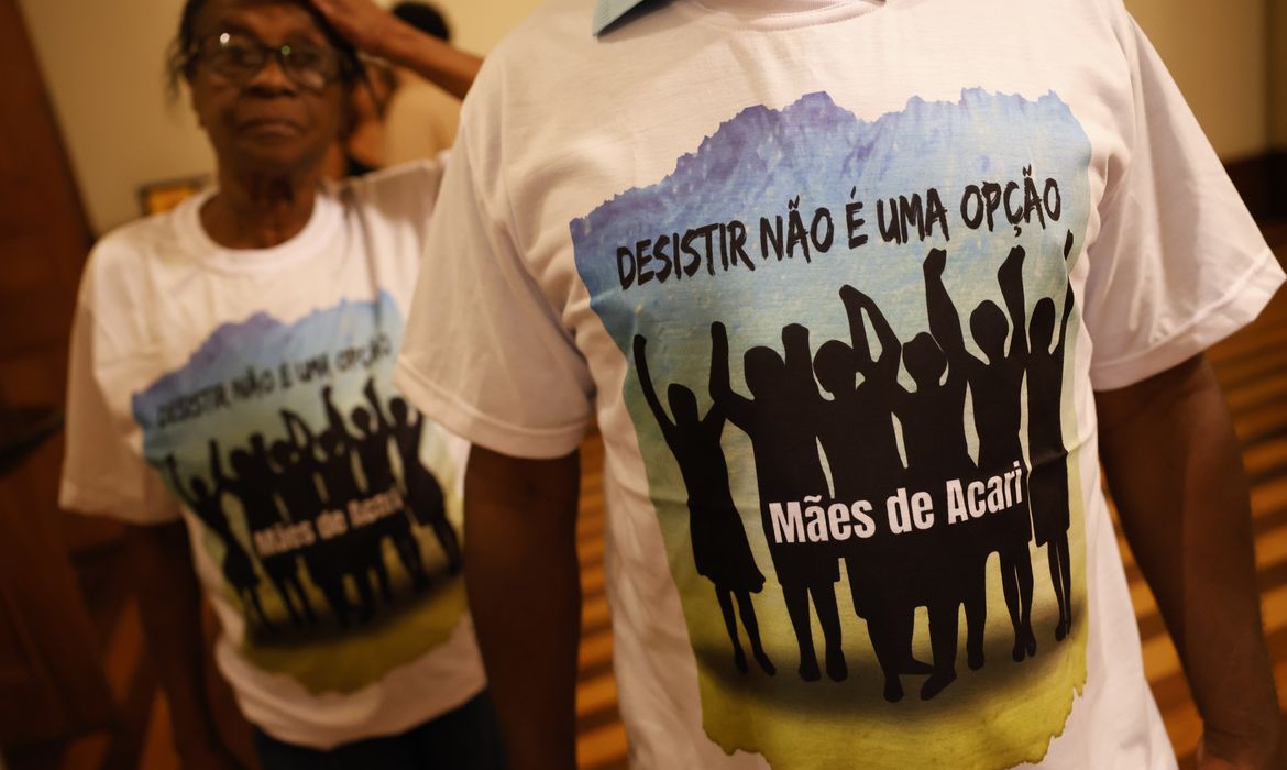 OAB Barro Preto - Chacina de Acari: Comissão da Câmara aprova reparação para familiares