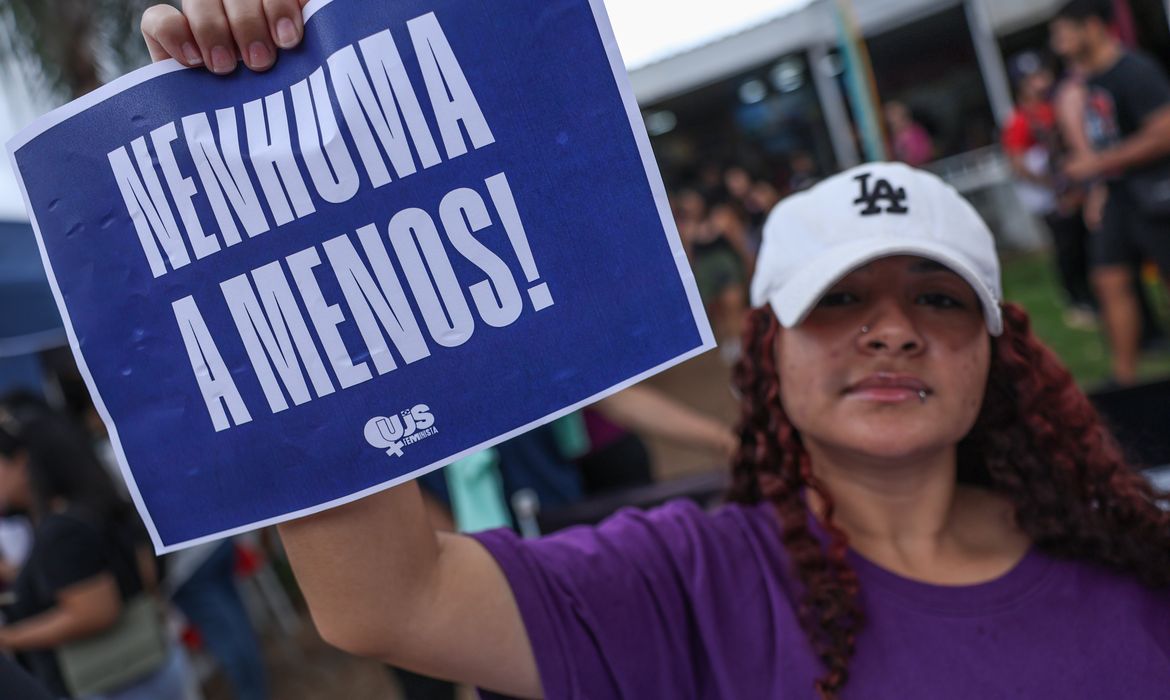 OAB Barro Preto - Voz do Brasil divulgará rede de apoio a mulheres vítimas de violência