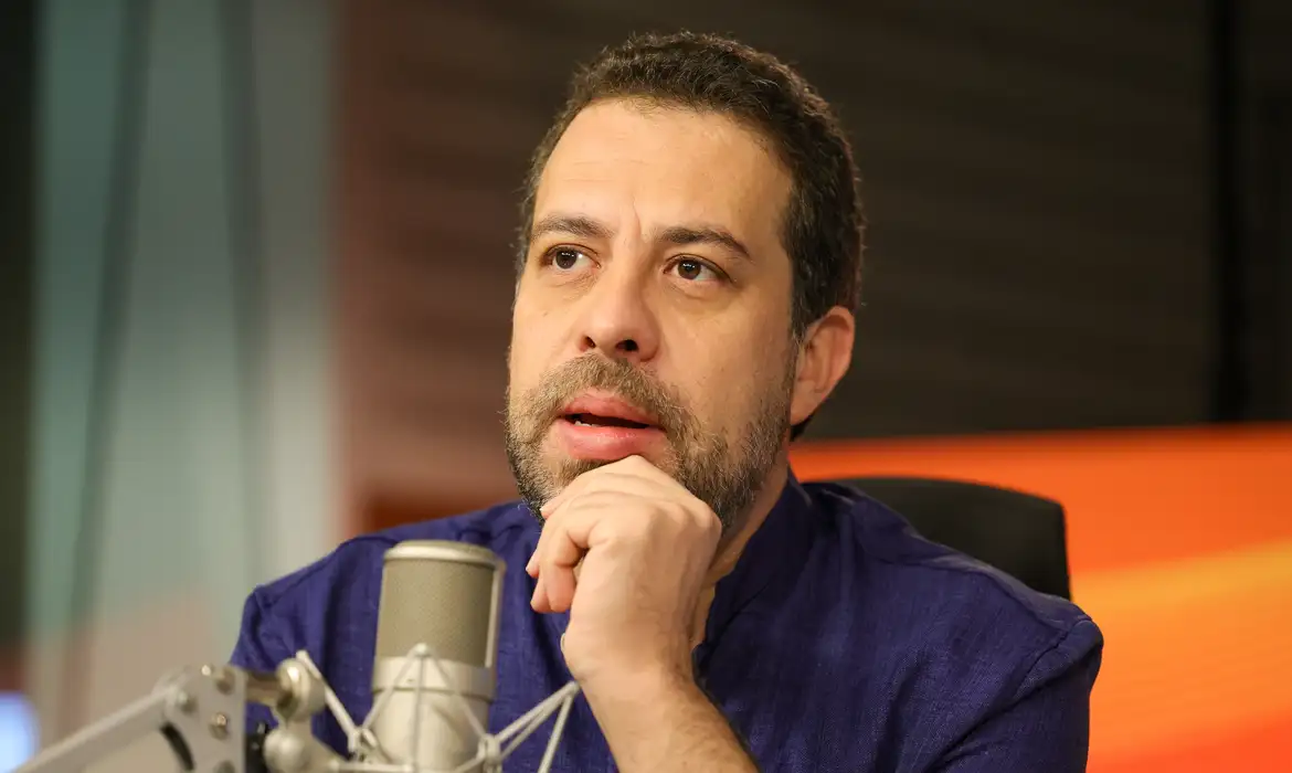 OAB Barro Preto - Boulos critica lobbies contra o fim da escala 6 por 1 e o Move Brasil