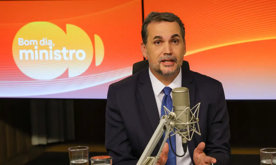 OAB Barro Preto - Governo usou lucros com exportação para conter preço dos combustíveis