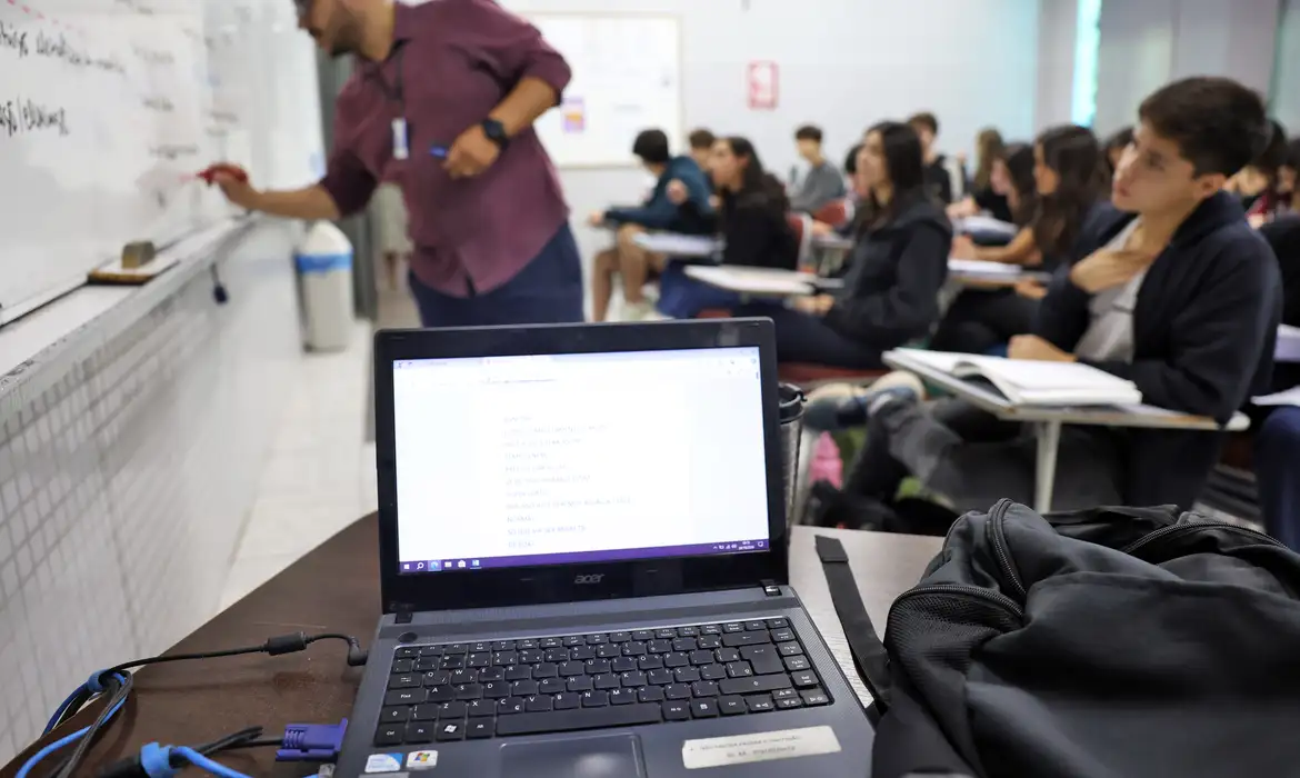 OAB Barro Preto - Fies: pré-selecionados têm até terça para complementar informações
