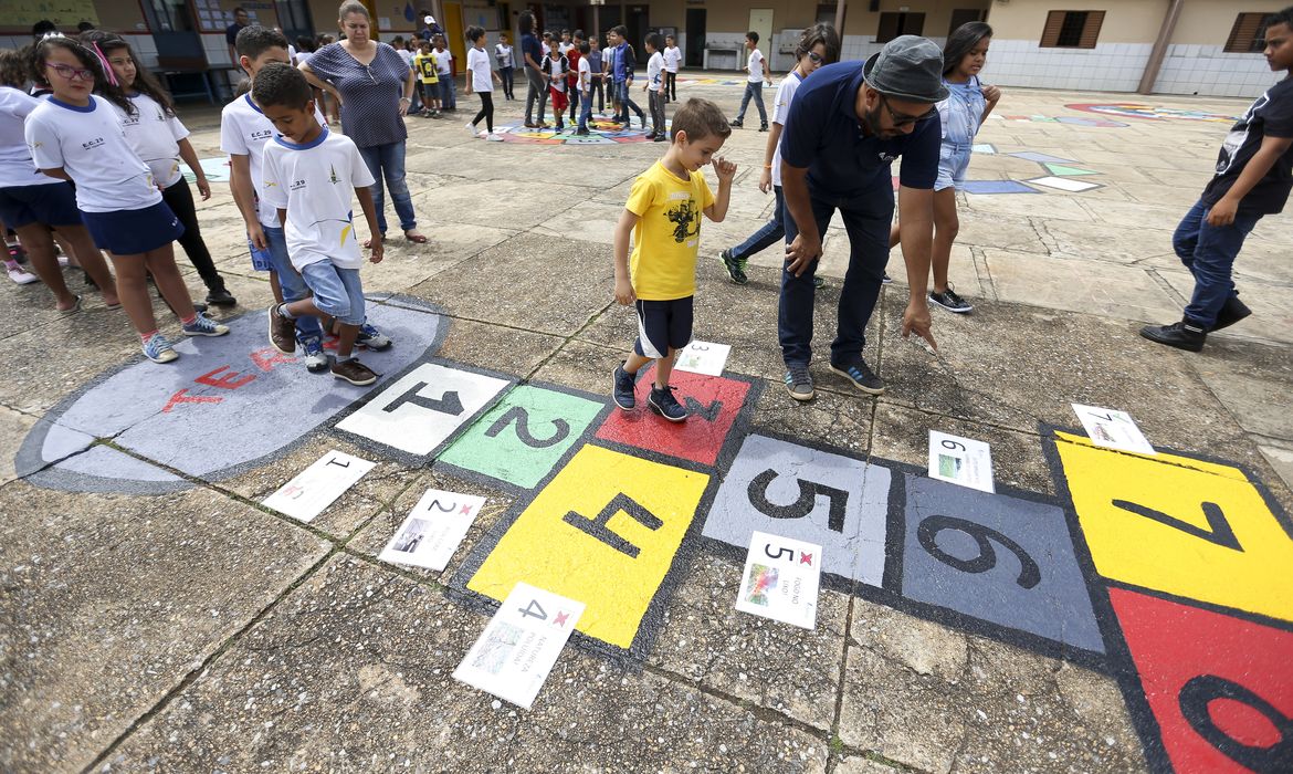 OAB Barro Preto - Férias escolares de 2027 terão novas datas por causa da Copa Feminina
