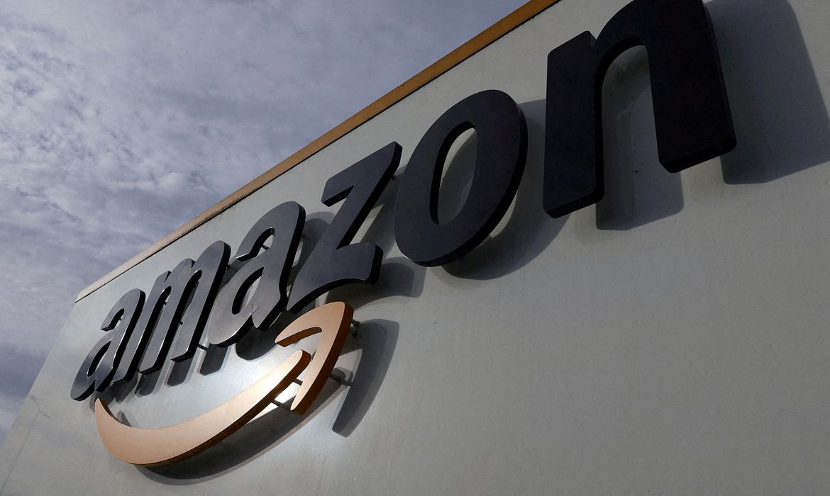 OAB Barro Preto - Irã informa ter atacado central de dados da Amazon no Bahrein